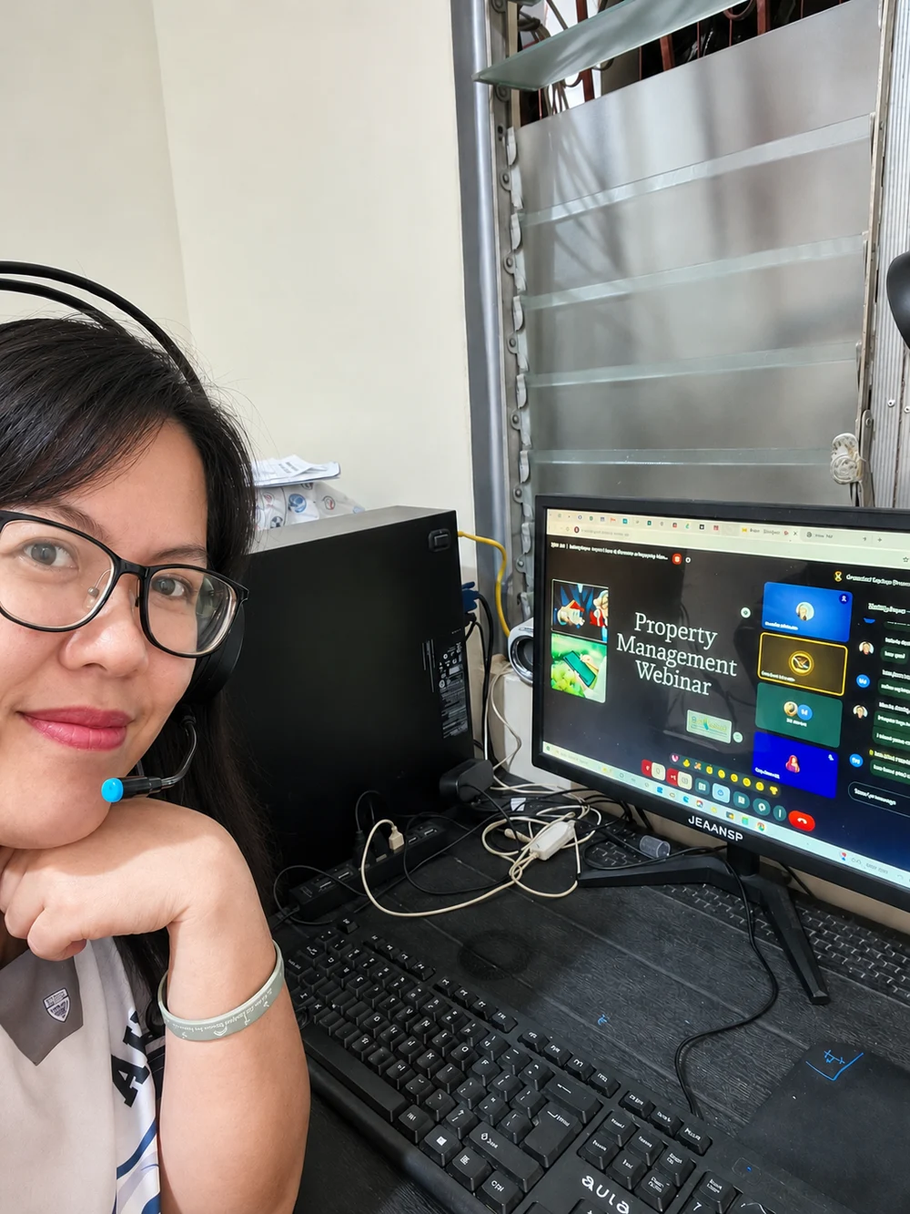 Jeyy Eem attending a property management webinar